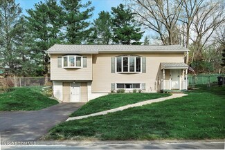 161 N Lake Ave, Troy, NY 12180