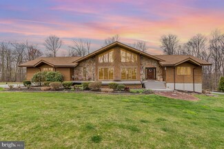 50 Shenk Rd, Felton, PA 17322