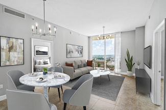 550 Okeechobee Blvd Unit LPH05, West Palm Beach, FL 33401