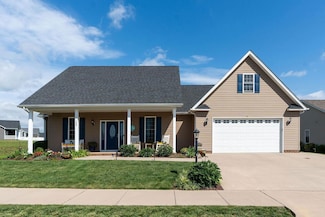 193 Locust Grove Ln, Stuarts Draft, VA 24477