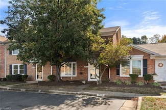 4827 Tower Rd Unit D, Greensboro, NC 27410
