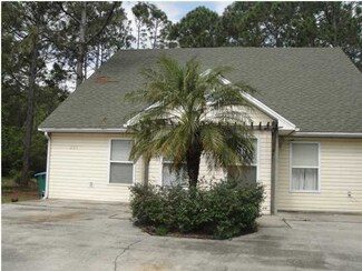 223 Whispering Pines Cir, Apalachicola, FL 32320