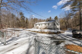 53 Lewis Rd, Kittery, ME 03904