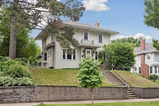 2096 Fairmount Ave, Saint Paul, MN 55105