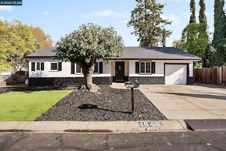 1640 Apple Dr, Concord, CA 94518