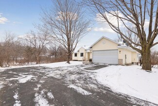13201 Alabama Ave S, Savage, MN 55378