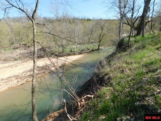 10239 Highway 62 W, Pyatt, AR 72672