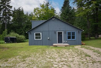 523 Center Rd, Savoy, MA 01256