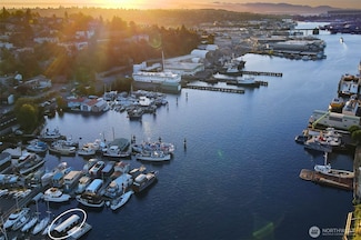 360 W Ewing St Unit C26, Seattle, WA 98119