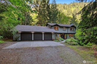 24016 SE 111th St, Issaquah, WA 98027