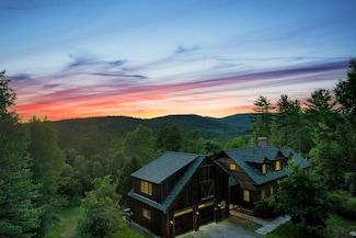 423 Taft Family Rd, Hartford, VT 05001