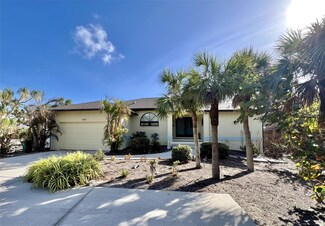 3075 Bay Oaks Cir, Englewood, FL 34223