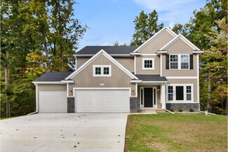 9469 Snow Valley Dr SE, Alto, MI 49302