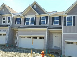 14 C Lindsey, Murrysville, PA 15632
