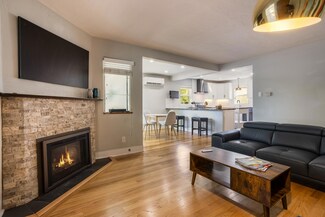 1702 San Patricio Ave SW, Albuquerque, NM 87104