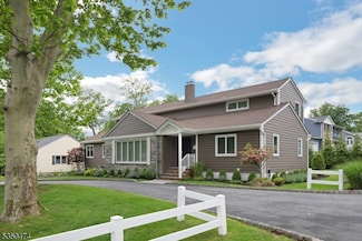147 Forest Ave, West Caldwell, NJ 07006