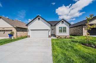 1188 Shallowford St, Bowling Green, KY 42101