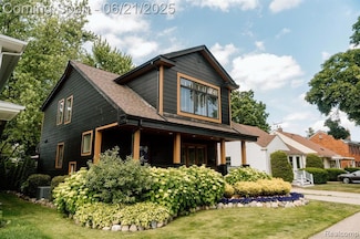 619 E Farnum Ave, Royal Oak, MI 48067