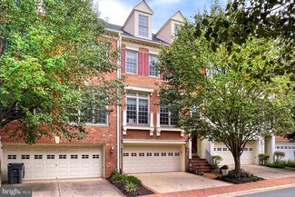 7487 Carriage Hills Dr, McLean, VA 22102