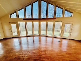 115 Windy Ln, Ringgold, VA 24586