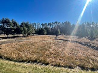 13 Forest Dr, Kennebunkport, ME 04046