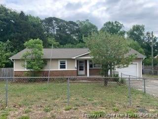 1813 Ashton Rd, Fayetteville, NC 28304