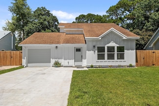 387 Canterbury Cir NW, Fort Walton Beach, FL 32548