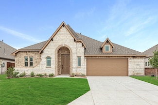 221 Sweetwater Dr, Commerce, TX 75428