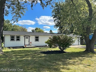 5481 Belsay Rd, Grand Blanc, MI 48439