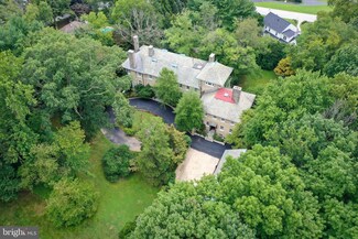 21 Shannon Cir, Bryn Mawr, PA 19010