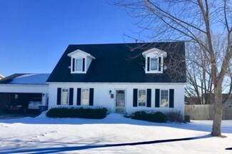 11765 Cloverview Dr, Ravenna, MI 49451