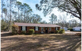 8896 145th Dr, Live Oak, FL 32060