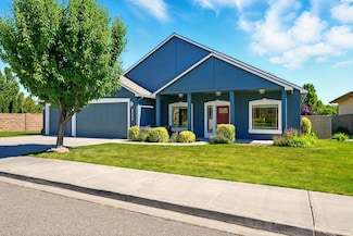5506 W 23rd Ave, Kennewick, WA 99338