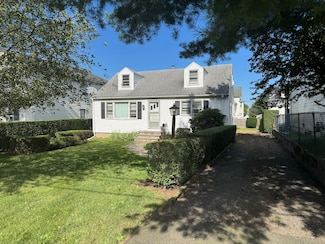 10 Summitt Ave, Norwalk, CT 06854