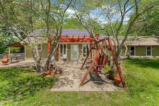 1607 Cumberland Rd, Bates City, MO 64011