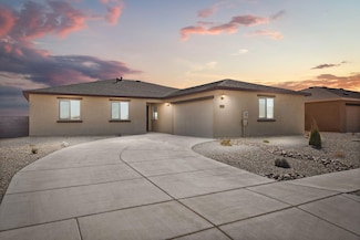 2425 Desi Loop, Belen, NM 87002