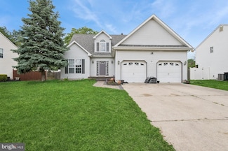 4 Heathrow Ct, Blackwood, NJ 08012