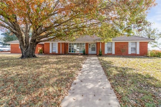 1111 Hillcrest St, Coleman, TX 76834