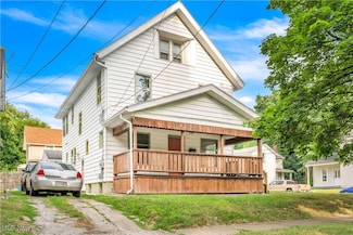 687 Allyn St, Akron, OH 44311