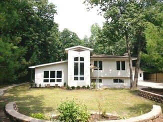 1117 Muir Ave, Lake Bluff, IL 60044