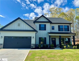 116 Shale Dr, Central, SC 29630