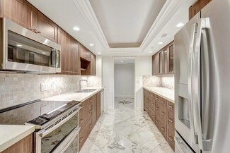 800 Cypress Grove Dr Unit 206, Pompano Beach, FL 33069