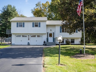 28 Allen Cir, Kinderhook, NY 12106