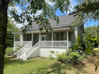 403 W Hampton St, Leesville, SC 29070