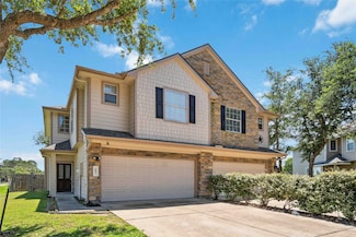 201 Drake Run Ln, Dickinson, TX 77539