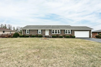 414 Carrigan Dr, Danville, KY 40422