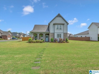 305 Shelby Farms Ln, Alabaster, AL 35007