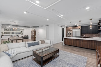 44 W 300 S Unit 305, Salt Lake City, UT 84101