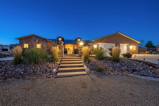 15 W Serena Ln, Santa Fe, NM 87508