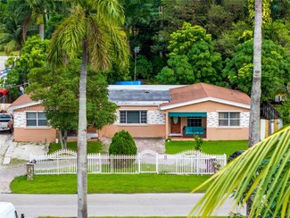 13341 NE 3rd Ct, Miami, FL 33161
